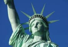 1886. 10. 28.-án avatták fel a Szabadság szobrot New Yorkban