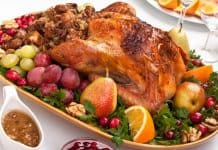 Pácolt, májjal töltött pulyka aszaltszilvával