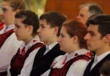 Nem hervadnak el a határon túli lányok sem