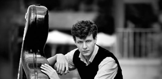 Magyar csellistáért rajonganak külföldön