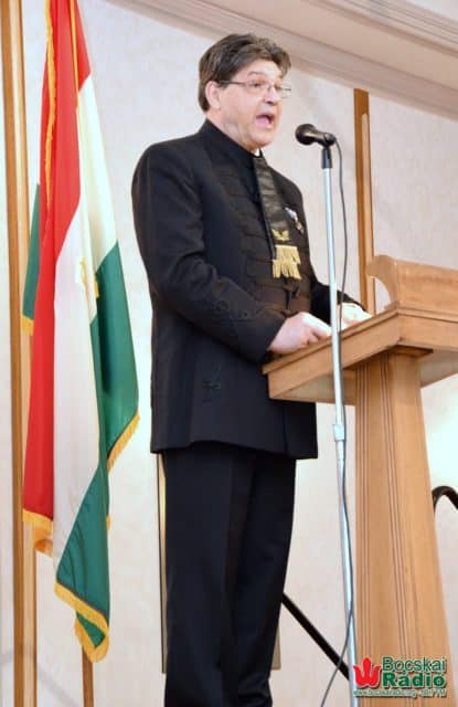 Beszéld el nekem a múltat, s megismerem belőle a jövőt!