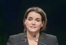 Novák Katalin: a gyerekvállalás nem lehet anyagi kérdés