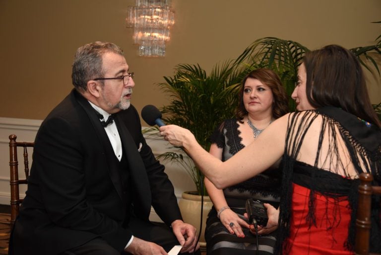 Beszélgetés a Chicagói Magyar Bál szervezőivel, Stetz Andreával és Demeter Andrással