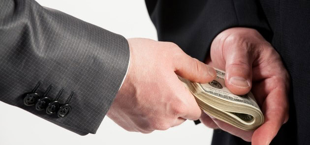 Hatalmas kárt okoz Romániának a korrupció