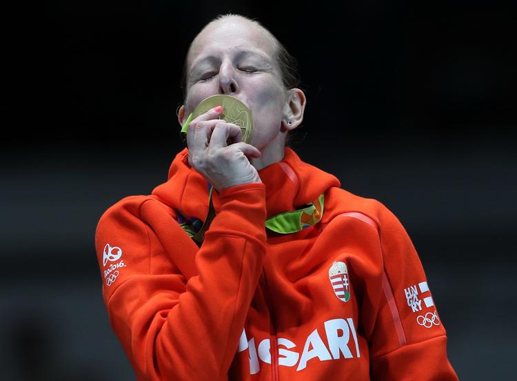 SZÁSZ EMESE A NŐI PÁRBAJTŐR OLIMPIAI ARANYÉRMESE!