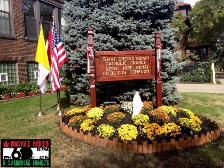 Szent Imre névtábla avatás