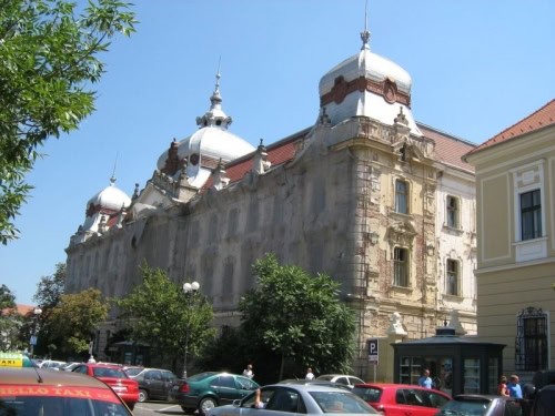 Elvesztette a katolikus egyház a nagyváradi pénzügyi palotát