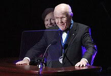 World remembers John Glenn as hero, legend