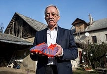 ADIDAS TO PAY THE HUNGARIAN INVENTOR OF THE BEST FOOTBALL SHOE EVER