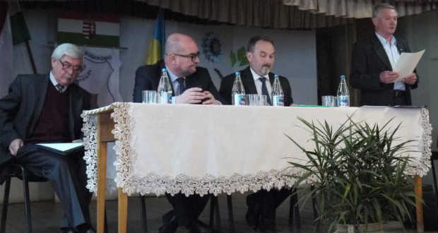 A KMKSZ-nek és a kárpátaljai magyarságnak van jövője