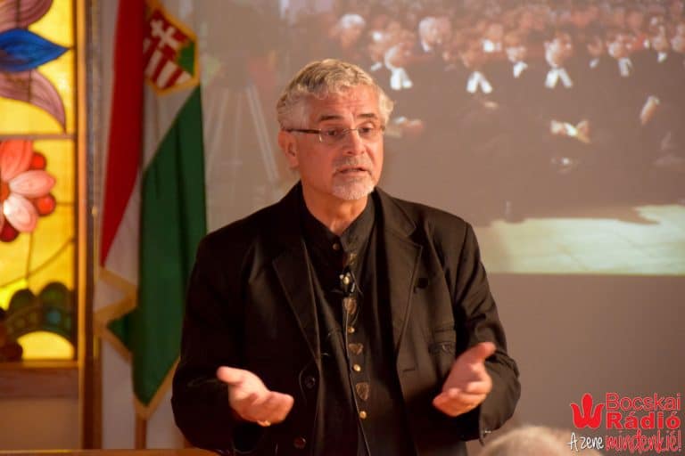 Ünnepre hangoló pünkösd előestéjén