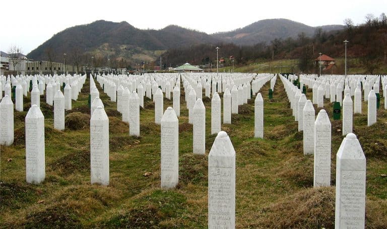 Srebrenicáról – más szemszögből