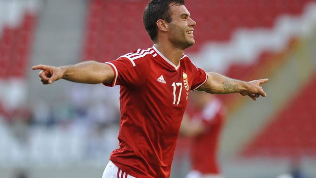 Kemény üzenetet küldött Bernd Storcknak a gólkirály