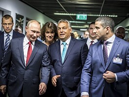 AMID PROTESTS, PUTIN RETURNS TO BUDAPEST, MEETS WITH ORBÁN, DISCUSSES PAKS NUCLEAR UPGRADE