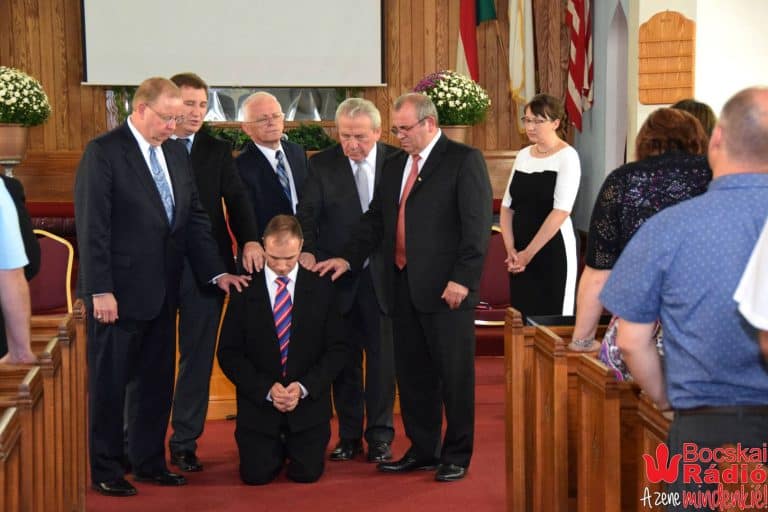 Huli Sándor lelkipásztor beiktatási Istentisztelete Detroitban