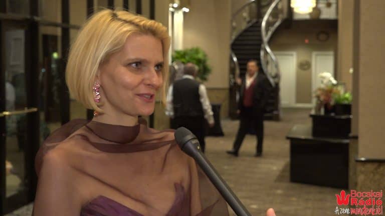 Dr. Bencsik Zita főkonzul a chicagói Gála Bál fővédnöke