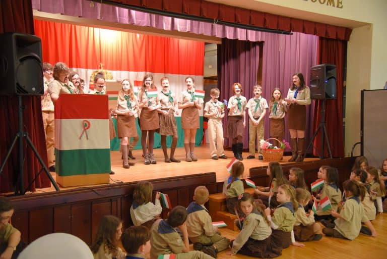 Megható ünnepséggel emlékeztek meg a chicagói magyarok a forradalom 170. évfordulójáról