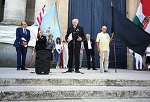 Trianon ellen Versailles-ban és Budapesten