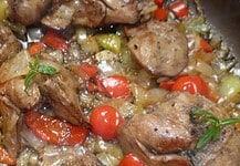 Csomboros, hagymás, paradicsomos csirkemáj