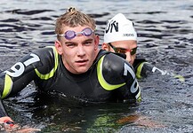 Drámai hajrá: újabb szenzációs magyar siker az úszó Eb-n, célfotó döntött az aranyéremről