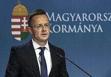 Szijjártó: ha Ukrajna kiutasítja a beregszászi konzult, Magyarország is konzult utasít ki