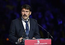 Áder János: eredményes munkára a világon mindenütt szükség van