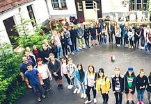 Szankciókat javasol a román oktatási minisztérium ellenőrző testülete egy nemzeti összetartozás napi megemlékezés miatt