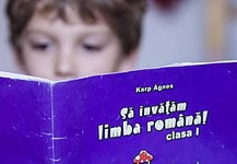 A román nyelv oktatására vonatkozó rendelet visszavonását kéri a romániai Magyar Szülők Szövetsége