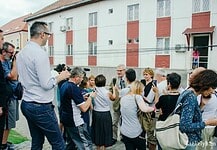 Lefújták a gyertyás tüntetést: súlyos büntetésekkel riogatták a csíki hatóságok Beke István és Szőcs Zoltán támogatóit