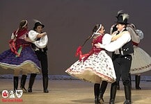 „Örülni csak közösségben lehet” – jubileumot ünnepeltek a clevelandi regösök