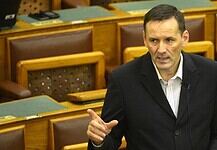 Volt párttársukra támadt a Jobbik vezetése