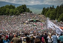 Catholic pilgrims, the fear of Romania