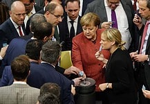 Igent mondott az ENSZ migrációs csomagjára a berlini törvényhozás