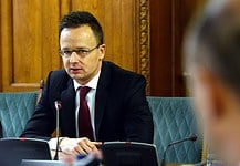 Szijjártó Péter: Súlyos hibát követ el a világszervezet a migrációs csomag elfogadásával