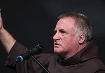 Jó dolog az élet mellett dönteni, vallja a 60 éves Böjte Csaba