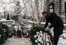 Így búcsúztatták a lapok száz éve Ady Endrét