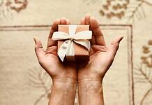 Jobb adni, mint kapni?