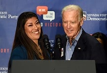 Zaklatással vádolják Obama volt alelnökét