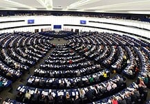 Pew Research: Jelentősen javult a demokrácia megítélése Közép-Európában