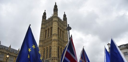 Brexit: deportálhatják az uniós állampolgárokat