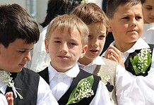 Tiszti, aki jövőt ad az árva csibészeknek