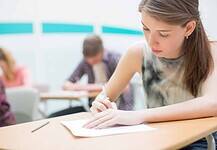 Egyedülálló a magyar diákok külföldi nyelvtanulási lehetősége