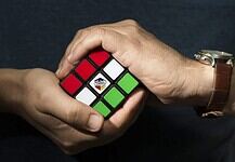Hetvenöt éves Rubik Ernő, a bűvös kocka megalkotója