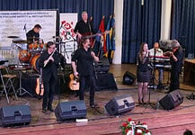 Jó magyarnak lenni – a Kormorán együttes erősítette az összetartozás érzését Beregszászban