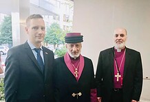 Azbej Tristan: A magyar kormány az üldözött keresztények mellett áll