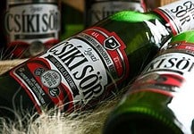 A románok megbüntették a Csíki Sör Manufaktúrát, mert magyarul mertek reklámozni