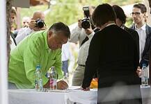 Kötcsén értékel ma Orbán Viktor