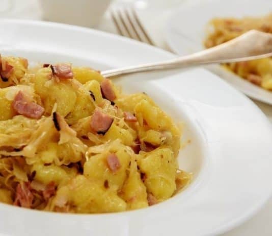 Savanyú káposztás sztrapacska (nem túrós!)