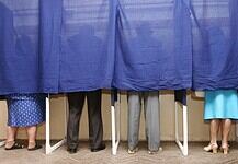 Hátat fordítottak az erdélyi magyarok a román politikai elitnek