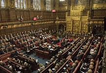 Feloszlott a brit parlament